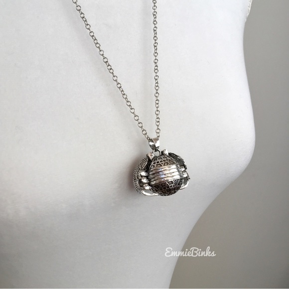 New Photo Picture Keeper Accordion Orb Pendant Necklace / Photo Globe Locket - Picture 8 of 16